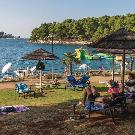 1 Bedroom Stunning In * Kukci